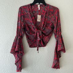 Raga Red Paisley Print Crop Tie Wrap Top Nwt Size Medium Chic V-neck Paisley Print Tops, Red Bohemian Tops With Floral Print, Red Bohemian Blouse With Paisley Print, Bohemian Red Floral Print Top, Bohemian Red Tops With Floral Print, Red Bohemian Top With Floral Print, Chic V-neck Tops With Paisley Print, Summer Red Blouse With Paisley Print, Red Bohemian Paisley Print Tops