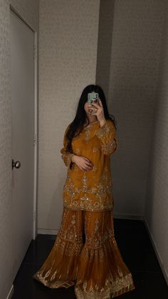 Sharara Look, Feminine Hairstyle, Yellow Sharara, Low Buns, Haldi Outfits, Latest Bridal Dresses, Pakistani Fashion Casual, Video Tiktok, Pakistani Fancy Dresses