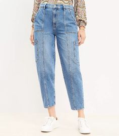 Wardrobe Oxygen: Fashion advice for women over 40 Exclusive Clothing, Petite Pants, Carpenter Jeans, Petite Jeans, Trendy Clothes For Women, Petite Fashion, Outfit Posts, Gray Jacket