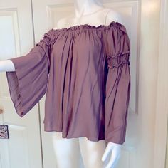 Off The Shoulder Light Purple Top 1x Purple Off Shoulder Top, Purple Tops For Fall Vacation, Purple Fall Tops For Vacation, Casual Purple Tops For Fall Vacation, Purple Tops For Beach In Fall, Off Shoulder Top, Purple Top, Off Shoulder Tops, Light Purple