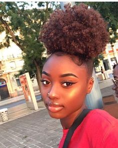 Africa Women, Dyed Natural Hair, Dark Skin Beauty, Hair Color For Black Hair, Natural Hairstyles, Hair Journey