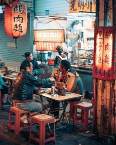 Asian Restaurant, Bg Design, Taiwan Travel, Taipei Taiwan, Foto Art, Instagram Look, Cinematic Photography, Food Market