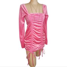 Nwt{Wildfable} Pink Velvet Stretchy Bodycon Mini Dress Adjustable String Tie Details Size: Small Materials: 95% Polyester 5% Spandex Trendy Ruched Dresses For Fall, Pink Ruched Mini Dress For Fall, Fall Pink Ruched Dress, Long Sleeve Ruched Mini Dress, Overall Jumper, Dress With Corset, Bodycon Tank Dress, Purple Fits, Mini Skirt Dress