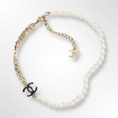 Trendy and Elegant design. Color: Black and pearly white. Glass pearls. Gold finished metal. Linked chain. Chain closure. Black and White "CC" logo linked. Pearls Necklace, Fashion Gallery, Cc Logo, Design Color, White Glass, Gold Finish, Elegant Design, Trendy Fashion, Pearl Necklace