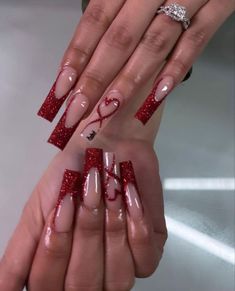 Valentine's Red Nails, Long Vday Nails, Valentines Day Nails Mid Length, Prom Baddie Nails, Red Nail Prom Ideas, Latina Valentines Nails, Xoxo Nail Art, Red Nails With Initials On Them, Birthday Nails Valentines