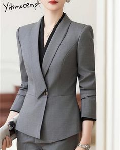 Casual Suit Women, Women Office Outfits, Pola Lengan, Office Attire Women, Womens Wrap Dress, Pakistani Fashion Casual, Womens Dress Suits