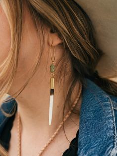 Yellowstone Season 5, Kelly Reilly, Beth Dutton, Porcupine Quills, Turquoise Hoop Earrings, Bullet Casing, Turquoise Hoops, Ski Girl, 5 Gifts