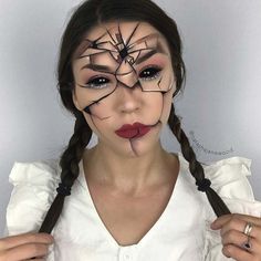 Scary Doll Makeup, Makeup Clown, Halloween Make-up Looks, Creepy Halloween Makeup, Halloween Clown