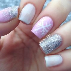 Pink snowflake nails Unghie Nail Art, Her Nails, Snowflake Nails, Nails Polish, Sparkle Nails, Winter Nail Art, Cute Nail Designs