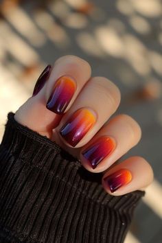 October Nail Ideas, Nail Designs Trends, Fall Nail Art Ideas, Summer Nails 2024, Sunset Nails, October Nails, Glam Nails, Short Nail Designs, Orange Nails