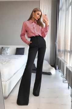 Semi Formal Mujer, Black Pants Outfit, Black Flare Pants, Look Formal, Black High Waist, Work Outfits Women, Professional Outfits, Formal Outfit