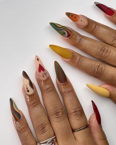 70s Nail Designs, Earth Girl, Hippie Nails, Vintage Nails, London Trip, Subtle Nails, Stylish Nails Designs, Shapes And Colors