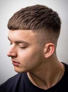 Top Fade Haircut, Very Short Hair Men, Top Haircuts For Men, Fade Undercut, Short Cropped Hair, Short Fade Haircut, High Fade Haircut