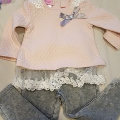 12/18 Mo Pants, Nannette Sweater 18m. Both Thick Good Quality Materials, Not Cheap Thin. An Adorable Outfit. Reasonable Offers Please. Bundle For A Better Deal. From A Pet And Smoke Free Home. Toddler Girl Cardigan, Zara Knitwear, Black Lace Tank Top, Halloween Long Sleeve, Girls Cardigan, Tunic Pattern