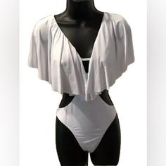 Nwt Sauipe Thais Ruffle Monokini Swimsuit White Large - Retail $212 Fully Lined Lining Material: Polyamide Color: White Material: Polyamide, Spandex Made In Brazil Brand: Sauipe Size Type: Regular Type: One Piece White One Pieces For Beach Party, White Beachwear One-piece For Party, Elegant Summer Bodysuit With Triangle Top, Elegant One-piece Bodysuit For Vacation, Elegant Triangle Top Bodysuit For Summer, White Summer One-piece With Ruffles, White Summer One Piece With Ruffles, White Ruffled One-piece For Summer, White V-neck Party Swimwear