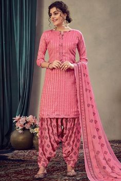 Elegance and charm is what you will exude once you get this Pink Cotton Patiala Suit which will make all the goddesses of love and beauty to write you for your advice. This Round neck and Quarter Sleeves dress accompanied by a matching Cotton Patiala Salwar in Pink Color with Pink Chiffon Dupatta Kameez Neck Designs, Salwar Suit Pattern, Salwar Kameez Neck Designs, Quarter Sleeve Dress, Salwar Suits Online, Salwar Kameez Online