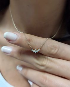 Cluster Diamond Necklace, Minimalist Diamond Necklace, Minimalist Gold Necklace, Diamond Necklace Wedding, Necklace Styles, Mothers Day Sale