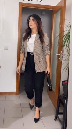 Fashionable Work Outfit, Office Outfits Women, Business Casual Outfits For Work, Style Blazer