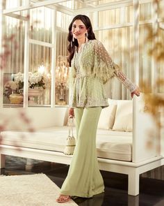 Net Pants, Ridhi Mehra, Green Tunic, Cape Style, Bell Bottom Pants, Pant Set, Pakistani Fashion, Festival Wear, Indian Wear