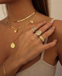 Ušný Piercing, Rings And Necklaces, Styles Ideas, Baby Tiger, Paris Mode, Golden Jewelry, Jewelry Accessories Ideas, Dope Jewelry