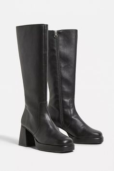 Knee High Black Boots, High Black Boots, Womens White Trainers, Black High Boots, Trending Boots, Walking Boots, Boots Knee