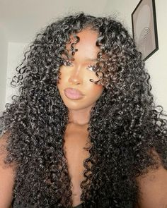 Mousse Curly Hair, Curly Hair Sew In, Curly Weaves, Curl Hair, Beautiful Curly Hair, Hairdos For Curly Hair, Curly Hair Inspiration, Curly Girl Hairstyles, Curly Wig