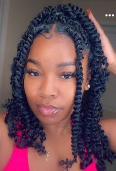 Easy Braided Hairstyles For Short Hair Black Women, Jumbo Short Passion Twists, Short Big Passion Twists, Short Chunky Passion Twists, Big Twists For Black Women Natural Hair, Large Short Passion Twists, Bob Twists Braids Black Women, Medium Passion Twists Short, Jumbo Twists Short