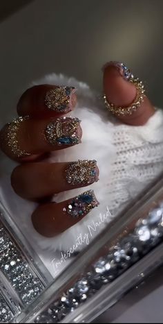 Gold Rhinestone French Tip Nails, Classy Cute Nails, Girly Nail Designs, Acrylic Toe Nails, Hard Nails, Pinterest Nails, Drip Nails, Nails Design With Rhinestones, Dope Nail Designs