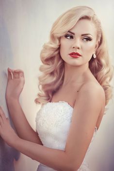 15 Fully Endless Wedding Hairstyles Fake Short Hair, Make Up Sposa, Glamour Vintage, Boho Wedding Hair, Vintage Wedding Hair, Wedding Hairstyles With Veil, Pin Curls