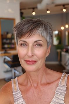 40 Gray Pixie Hairstyles for the Modern Chic Woman