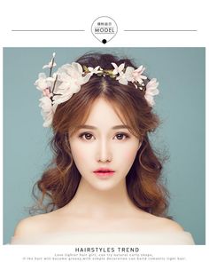 Makeup Business Names, Makeup Eyebrows, Hairdo Wedding, Peinados Recogidos, Bridal Makeup Looks, Wedding Hair Inspiration, Asian Bridal, Trendy Makeup, Bridal Hair And Makeup