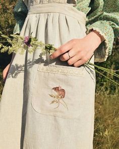 Cottagecore Clothes, Skai Jackson, Cottage Aesthetic, Cottagecore Outfits, Embroidered Apron, Zooey Deschanel