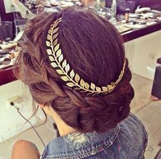 Hair with a Roman twist Fishtail Braid, Crown Braid, Braided Updo, Gold Hair, Hair Dos, About Hair, Gorgeous Hair, Headband Hairstyles, Prom Hair