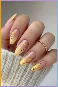 Trending Nail Art Designs, Holidays Nails, Nail Square, Nailinspo Nailart, Yellow Nails Design, August Nails, Yellow Nail, Ootd Instagram, September Nails