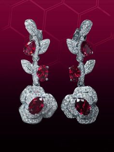 These Rote Crystal Flower Drop Earrings sparkle brilliantly in any light to create an eye-catching look. The elegant design and vibrant color make these earrings a great accessory for any outfit. Nails Necklace, Ear Drops, Diamond Girl, Flower Drop Earrings, Sparkle Earrings, Crystal Accessories, Feather Dress, Crystal Flower, Shop Maxi Dresses