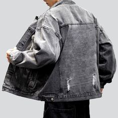 Take your urban look to the next level with our 2023 Spring-Summer Collection Ripped Oversized Men's Denim Jacket! This vintage-inspired piece is loaded with modern attitude and timeless elegance. perfect for those who love fashion as an art. With its buttoned closure. luxe denim fabric and audacious raw hem. this jacket is the epitome of summer style that'll make heads turn.Distinctive Features: Retro Meets Modern: Revel in a creation that effortlessly infuses bygone elegance into modern-day so Summer Streetwear Distressed Denim Jacket, Distressed Oversized Outerwear For Streetwear, Trendy Oversized Denim Jacket For Streetwear, Grunge Relaxed Fit Denim Jacket For Streetwear, Distressed Outerwear For Summer Streetwear, Distressed Summer Streetwear Outerwear, Summer Distressed Outerwear For Streetwear, Oversized Grunge Denim Jacket For Streetwear, Urban Style Washed Black Denim Jacket For Streetwear