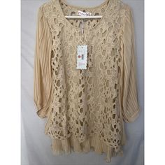 Pretty Angel Tunic Women's Medium Layered Chenille Embroidered Lace Top Nwt Length 31” Armpit To Armpit 19” Spring Beige Blouse With Lace Patchwork, Beige Blouse With Lace Patchwork For Spring, Cream Long Sleeve Lace Top For Summer, Beige Long Sleeve Lace Top For Summer, Spring Cream Blouse With Crochet Lace, Cream Crochet Lace Blouse For Summer, Cream Crochet Lace Blouse For Spring, Summer Beige Lace Patchwork Blouse, Beige Crochet Lace Blouse For Spring