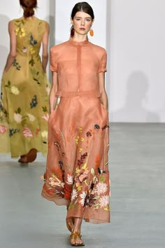 Jasper Conran Dress, Organza Outfits, Organza Outfit, Outfit Looks, Jasper Conran, Organza Dress, British Vogue, Orange Dress, Fashion Mode