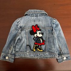 Disney Gap Minnie Mouse Size 12m New With Tag Non-Smoking Home Fast Shipping Baby Denim Jacket, Dark Blue Denim Jacket, Kids Jeans Jacket, Jean Jacket For Girls, Girls Denim Jacket, White Jean Jacket, Baby Jeans, Distressed Jean Jacket, White Denim Jacket