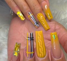 Summer Nails Art Designs, Burberry Nails, Summer Nails Art, Orange Nail Designs, Brown Nails Design, Nails Art Designs, Different Nail Designs