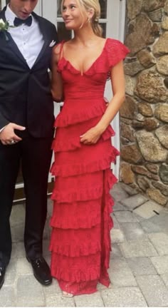 Red Dress Gala Alpha Phi, Easter Prom Dress, Fancy Dresses Long Sleeve, Prom Dress Ruffles, Dresses For Dances, Hoco Inspo, Long Floral Dress, Cute Formal Dresses, Dress Ruffles