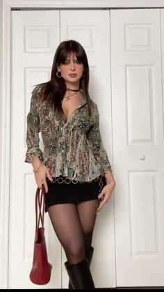 Clubbing Outfits, 70s Outfits, Casual Outfit Inspiration, Fashion Mistakes, Going Out Outfits, Fashion Fits, Aesthetic Outfits, Skirt Outfits, Your Image