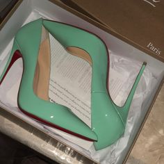 Brand New Original Box And Dust Bag Included Green Heels With Branded Heel Counter For Office, Green Office Heels With Branded Heel Counter, Cute Shoes Heels, So Kate, Louboutin Heels, Christian Louboutin Heels, Shoe Boot Sandals, Dream Shoes, Favorite Products