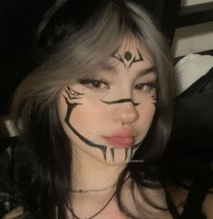 fem icon black hair ; making a discord server for these soon <3 Vampire Bride, Easy Cosplay, Anime Cosplay Makeup, Anime Makeup, Unique Recipe, Halloween Makeup Inspiration, Swag Makeup, Halloween Makeup Easy, A Hairstyle