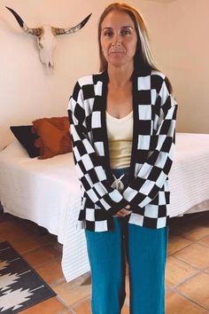 wearing a size small oversized light weight very soft Checkered Cardigan, Tucson Az, Tucson, Porter, T Shirts For Women, T Shirts, How To Wear, Clothes