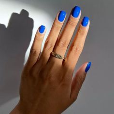 15 Electric Blue Nail Ideas That Are Bright and Bold Nail Art Bleu, Cobalt Blue Nails, Cowboy Nails, Checkered Nails, Blue Nail Color, Royal Blue Nails, Squoval Nails, Bright Summer Nails