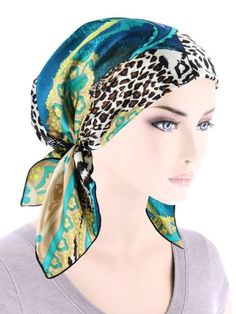 Bandana Scarf - Blue Leopard Paisley Pyrex Vintage Rare, Chemo Scarves, Chemo Beanies, Chemo Hair, Chemo Headwear, Blue Leopard, Chemo Hat, Cap Fashion, Fashion Scarf