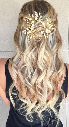 half up updo hairstyle idea More Enchanted Prom, Fairytale Hair, Ball Hairstyles, Formal Hairstyles, Long Blonde Hair, Hair Envy