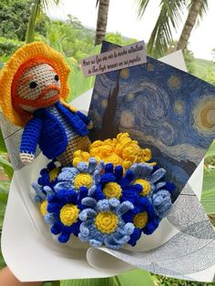 Crochet Van Gogh, Pop Up Flower Cards, Crochet Case, Easy Crochet Animals, Arte Van Gogh, Crochet Bouquet, Art And Craft Videos, Crochet Shop, Crochet Clothing And Accessories