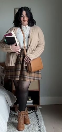 Dark Academia Outfit Plus Size, Aesthetic Outfits Plus Size, Light Academia Outfit, Dark Academia Outfits, Plus Size Winter Outfits, Academia Outfits, Plus Size Fall Fashion, Plus Size Fall Outfit